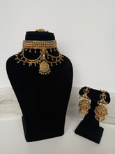 Load image into Gallery viewer, Rashi Antique Set
