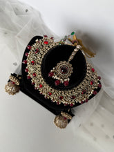 Load image into Gallery viewer, Maroon Necklace Set
