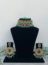 Load image into Gallery viewer, Teal Blue Choker Set
