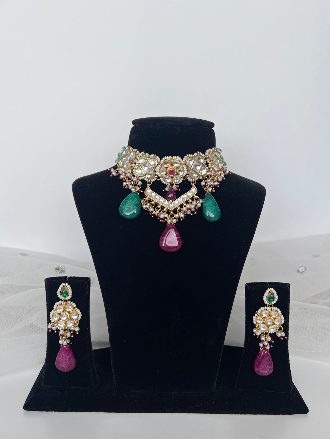 Unique Kundan Set