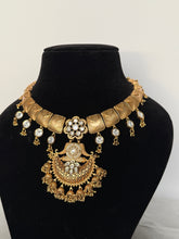 Load image into Gallery viewer, Meena Antique Set
