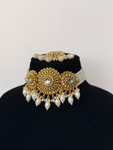 Load image into Gallery viewer, Antique Pearl Choker
