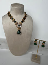 Load image into Gallery viewer, Sabyasachi Necklace Set Green
