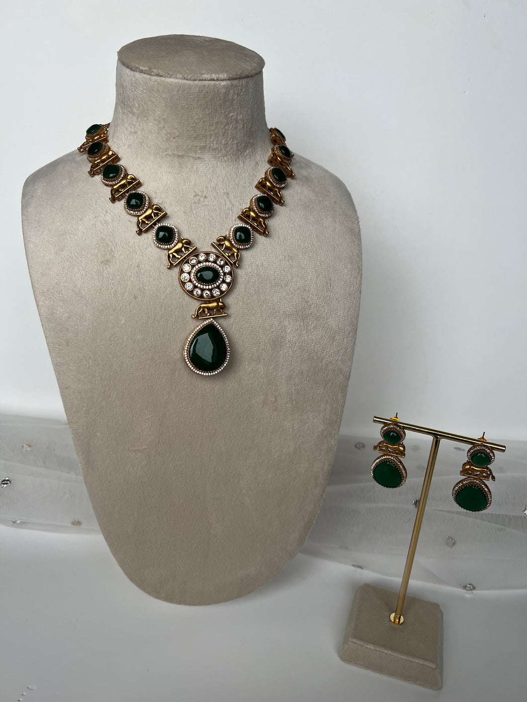 Sabyasachi Necklace Set Green