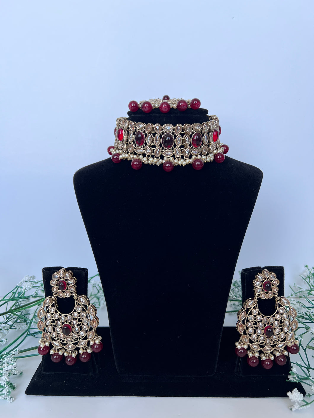 Tisha Maroon Choker