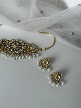 Load image into Gallery viewer, Palavii White Kundan Set
