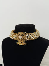 Load image into Gallery viewer, Romana Antique Choker
