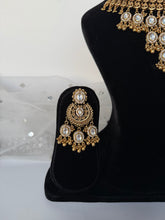 Load image into Gallery viewer, Kundan Antique V Set
