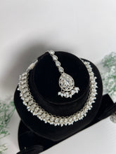 Load image into Gallery viewer, Binita in Silver
