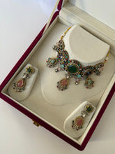 Load image into Gallery viewer, Benita Sabyasachi Set
