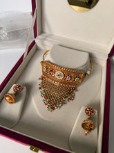 Load image into Gallery viewer, Waterfall Meenakari Set
