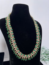 Load image into Gallery viewer, Feona Green Mala Set
