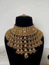 Load image into Gallery viewer, Janvi Antique Bridal Set
