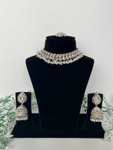 Load image into Gallery viewer, Binita in Silver
