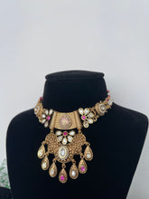 Load image into Gallery viewer, Meenakari Antique Set
