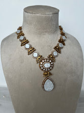 Load image into Gallery viewer, Sabyasachi Necklace Set White
