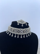 Load image into Gallery viewer, Rukhsar Diamond Choker
