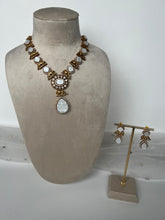 Load image into Gallery viewer, Sabyasachi Necklace Set White
