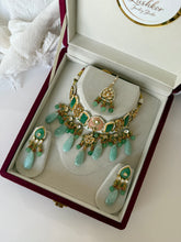 Load image into Gallery viewer, Sage Meenakari Set
