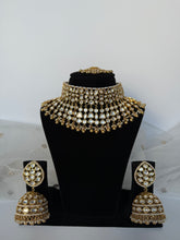 Load image into Gallery viewer, Rekha Antique Set
