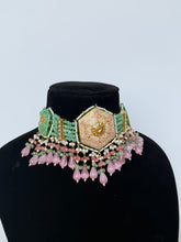 Load image into Gallery viewer, Meenakari Sage Set
