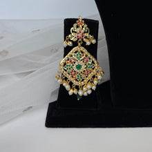 Load image into Gallery viewer, Jardau Maroon and Green Set
