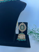 Load image into Gallery viewer, Teal Necklace Set
