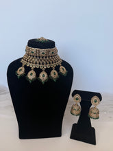 Load image into Gallery viewer, Anaya Set in Green
