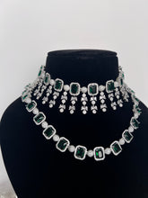 Load image into Gallery viewer, Loveleen Diamond Set Green
