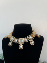 Load image into Gallery viewer, Ahana Uncut Kundan Set
