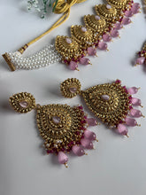 Load image into Gallery viewer, Abani Antique Gold &amp; Pink
