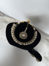 Load image into Gallery viewer, Deepi Kundan Set
