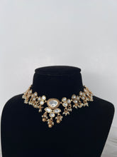 Load image into Gallery viewer, Gurveen Antique Set
