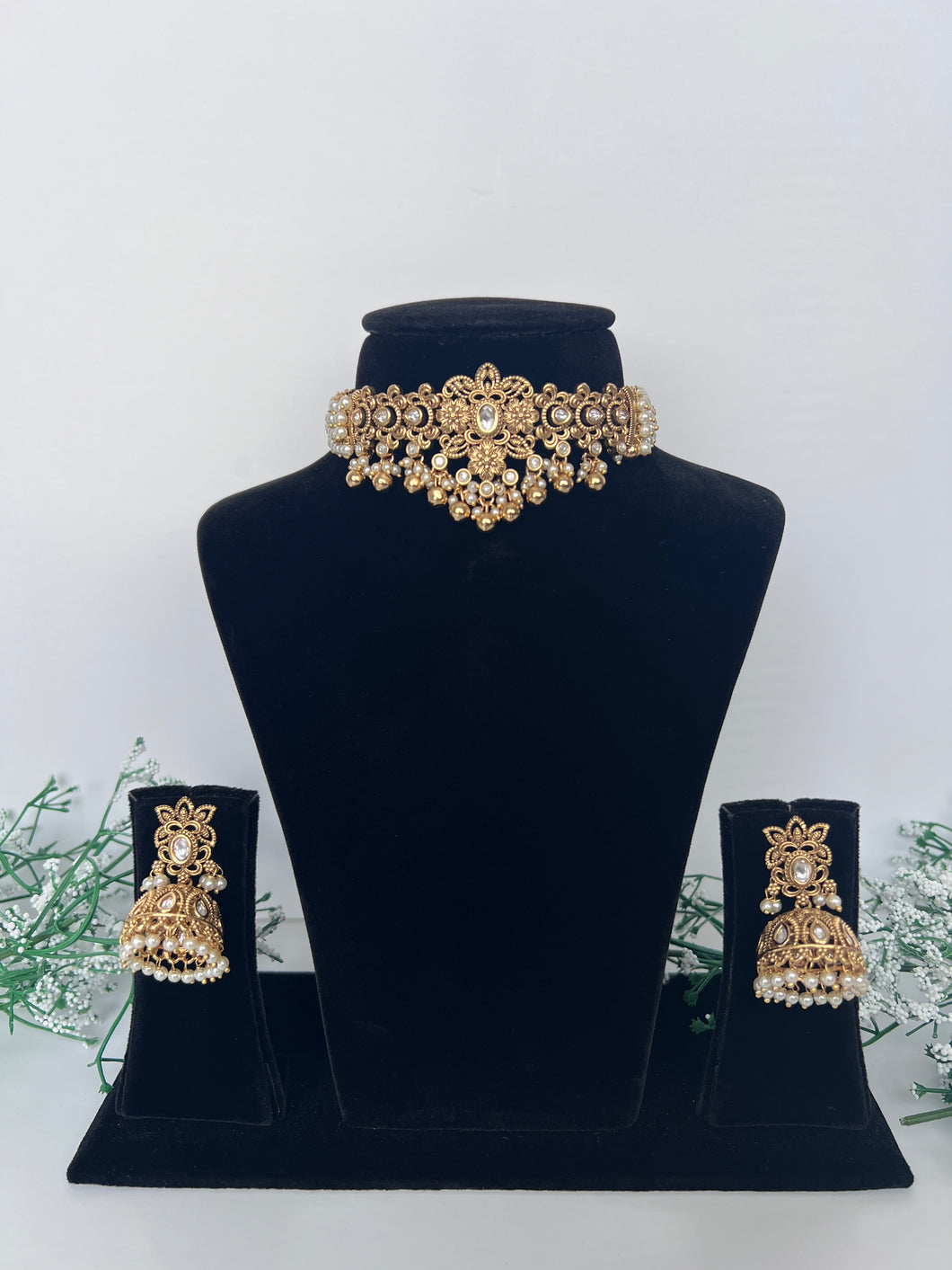 Reena Antique Set