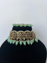 Load image into Gallery viewer, Himat Mint Green Choker
