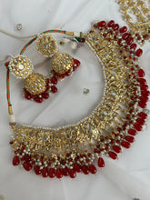 Load image into Gallery viewer, Palavi Kundan Set (maroon)
