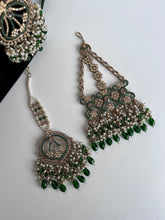 Load image into Gallery viewer, Nabeela Pakistani Set Green
