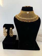 Load image into Gallery viewer, Pooja Antique Kundan Bridal Set
