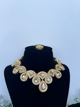 Load image into Gallery viewer, Riri Uncut Set
