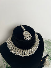 Load image into Gallery viewer, Binita in Silver
