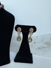 Load image into Gallery viewer, Pari Sabyasachi Set
