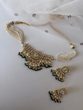 Load image into Gallery viewer, Green Kundan Set
