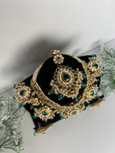 Load image into Gallery viewer, Teal Kundan Set
