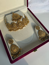 Load image into Gallery viewer, Ginny Antique Choker Set
