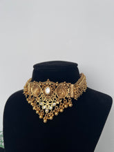 Load image into Gallery viewer, Raji Antique Set (2 colours)
