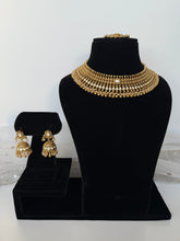 Load image into Gallery viewer, Noor Antique Kundan Bridal Set
