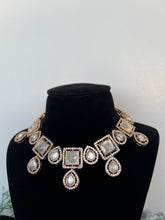 Load image into Gallery viewer, Ahana Uncut Kundan Set (2)
