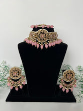 Load image into Gallery viewer, Shaan in Pink
