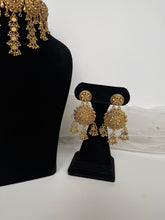Load image into Gallery viewer, Aneet Antique Set
