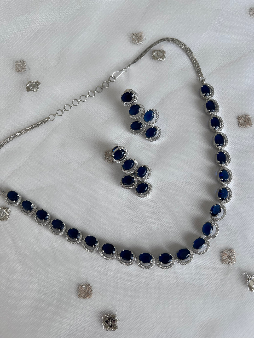 Sapphire diamond set